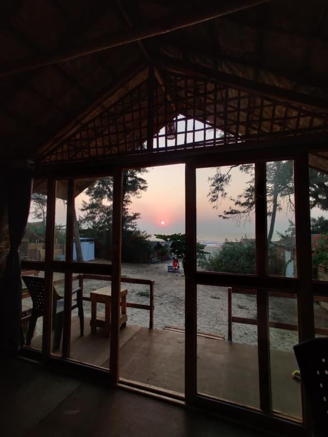 Lost Monk Beach Cottage 아람볼 외부 사진